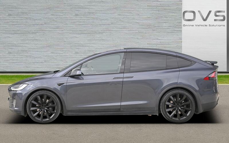 TESLA MODEL X